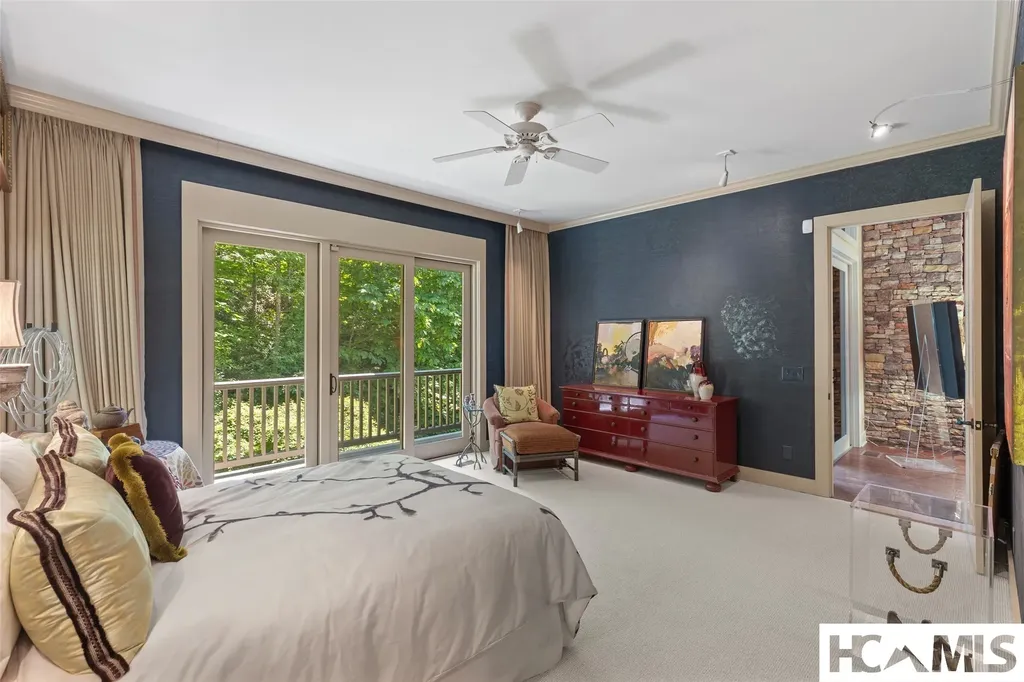 54 Pine Point Highlands NC 28741