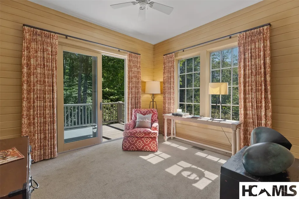 54 Pine Point Highlands NC 28741