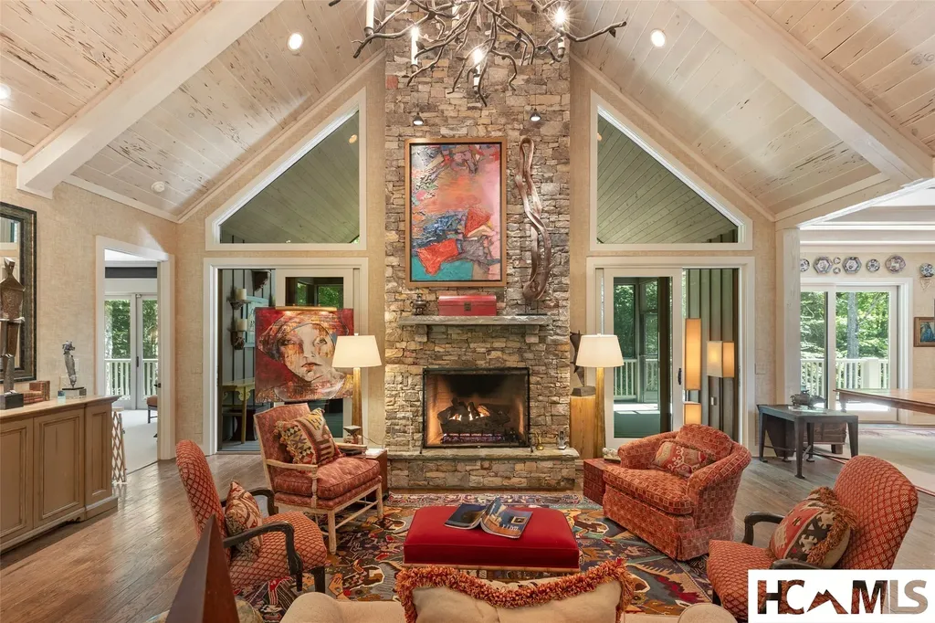 54 Pine Point Highlands NC 28741