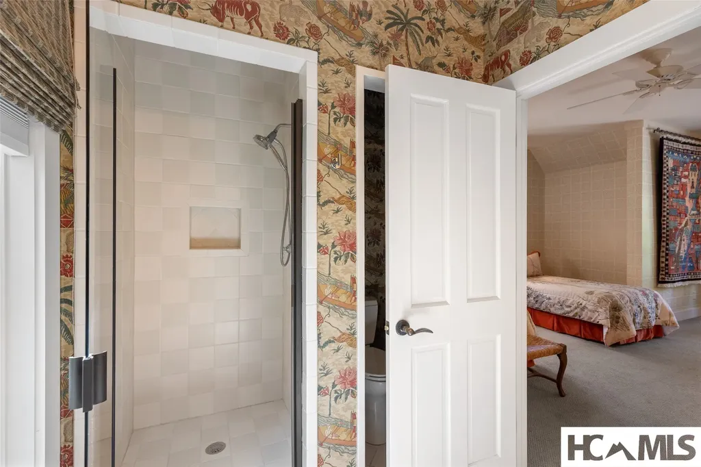 54 Pine Point Highlands NC 28741