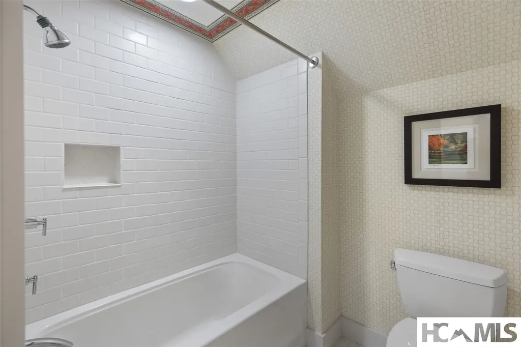54 Pine Point Highlands NC 28741