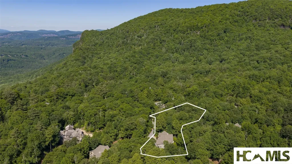 54 Pine Point Highlands NC 28741
