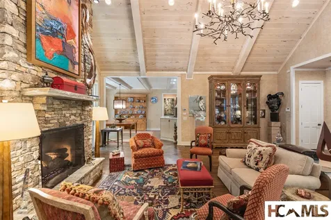 54 Pine Point Highlands NC 28741