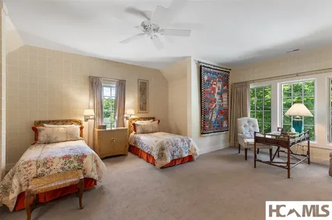 54 Pine Point Highlands NC 28741