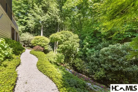 54 Pine Point Highlands NC 28741