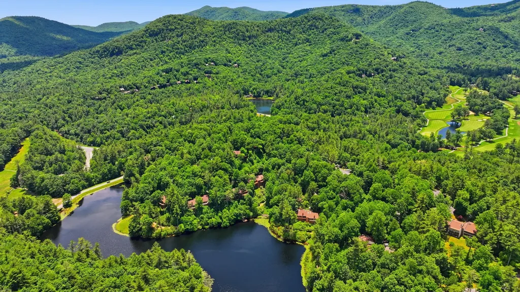 122 Emerald Ridge Road Sapphire NC 28774