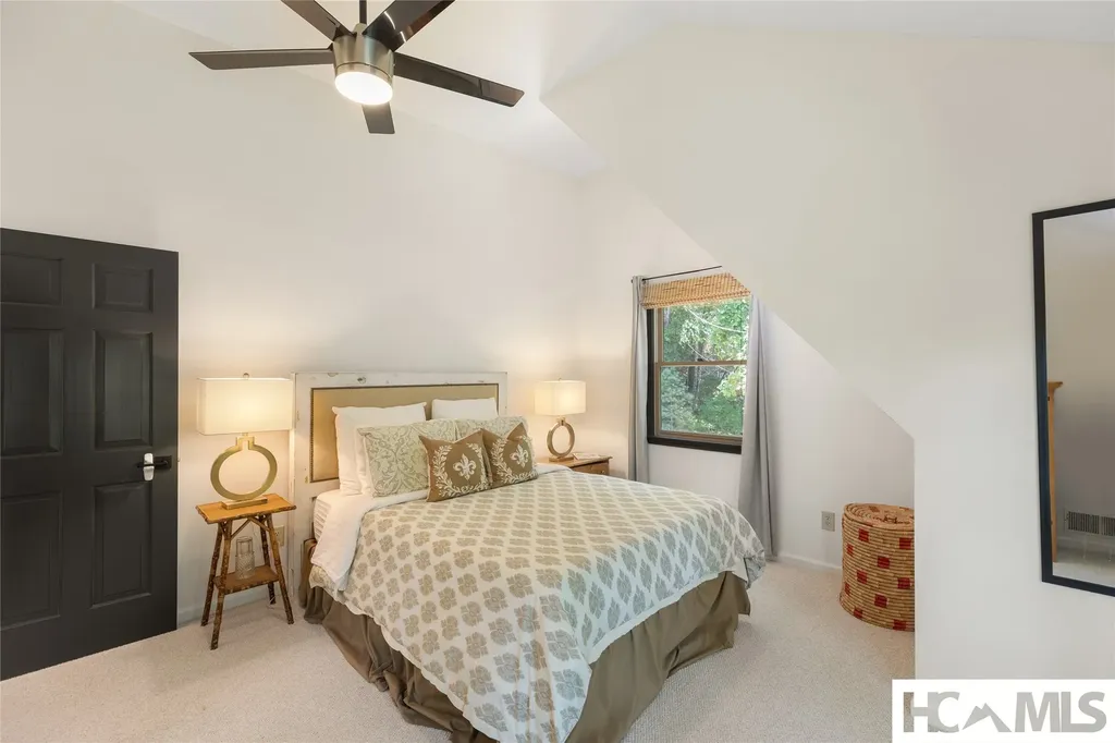 6 Rock Ledge Road Sapphire NC 28774