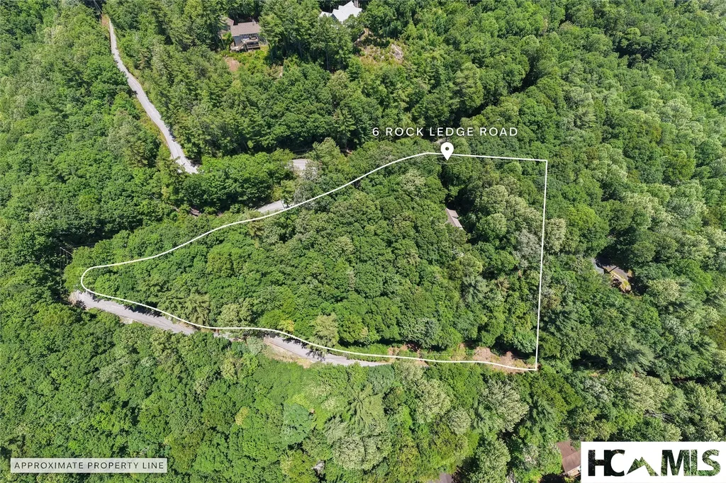 6 Rock Ledge Road Sapphire NC 28774