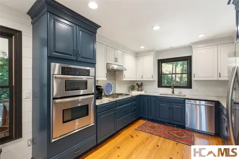 6 Rock Ledge Road Sapphire NC 28774