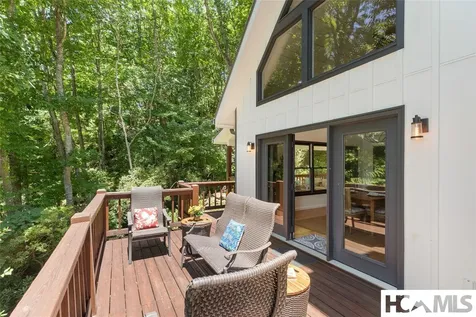 6 Rock Ledge Road Sapphire NC 28774