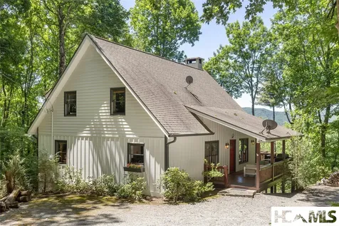 6 Rock Ledge Road Sapphire NC 28774