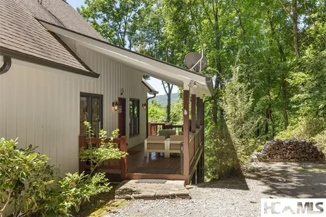 6 Rock Ledge Road Sapphire NC 28774