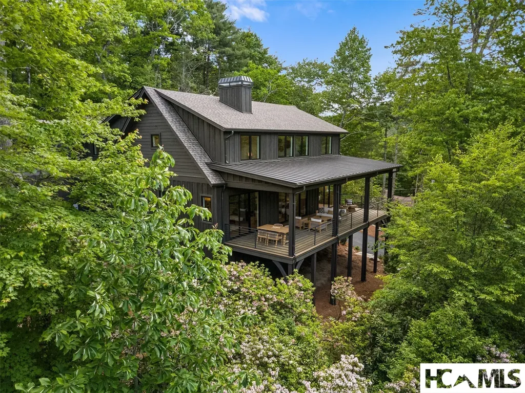 180 Hemlock Circle Highlands NC 28741