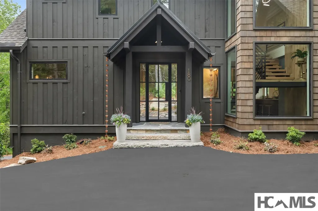 180 Hemlock Circle Highlands NC 28741