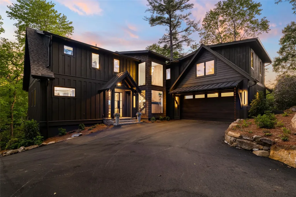 180 Hemlock Circle Highlands NC 28741
