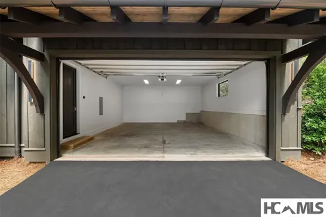 180 Hemlock Circle Highlands NC 28741