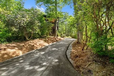 180 Hemlock Circle Highlands NC 28741