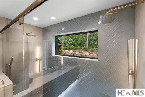 180 Hemlock Circle Highlands NC 28741