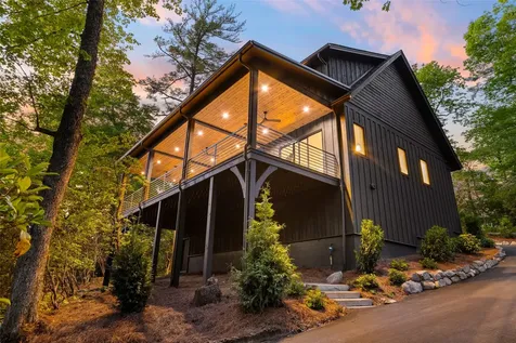 180 Hemlock Circle Highlands NC 28741