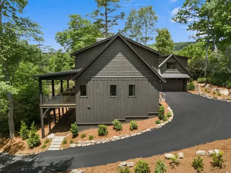 180 Hemlock Circle Highlands NC 28741