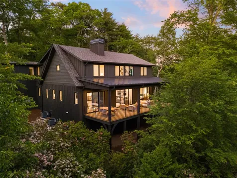 180 Hemlock Circle Highlands NC 28741
