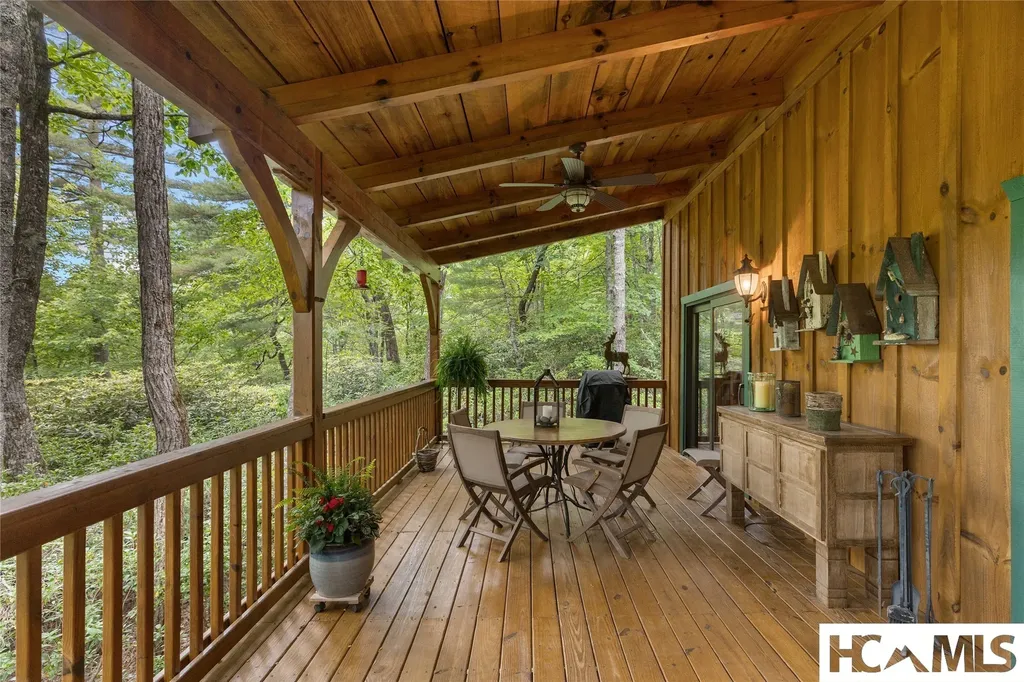 144 Ladyslipper Court Sapphire NC 28774
