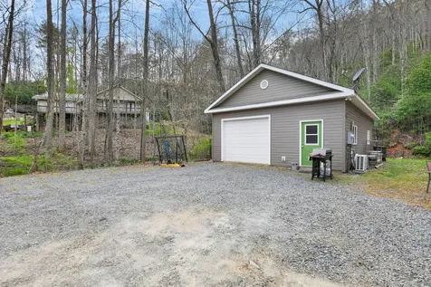 410 Forest Lake Road Brevard NC 28712