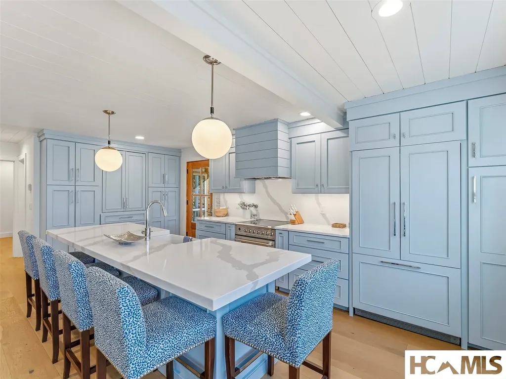 40 Toxaway Landing Drive Lake Toxaway NC 28747