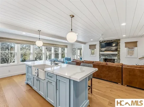 40 Toxaway Landing Drive Lake Toxaway NC 28747