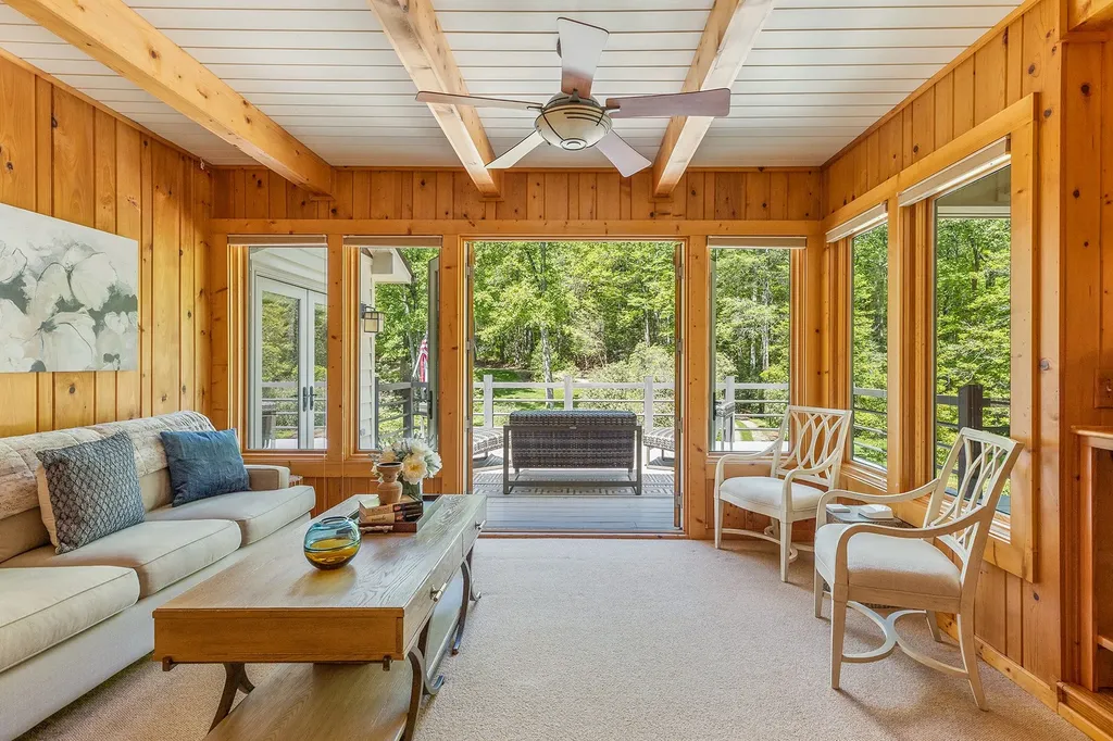 1213 Bull Pen Road Cashiers NC 28717