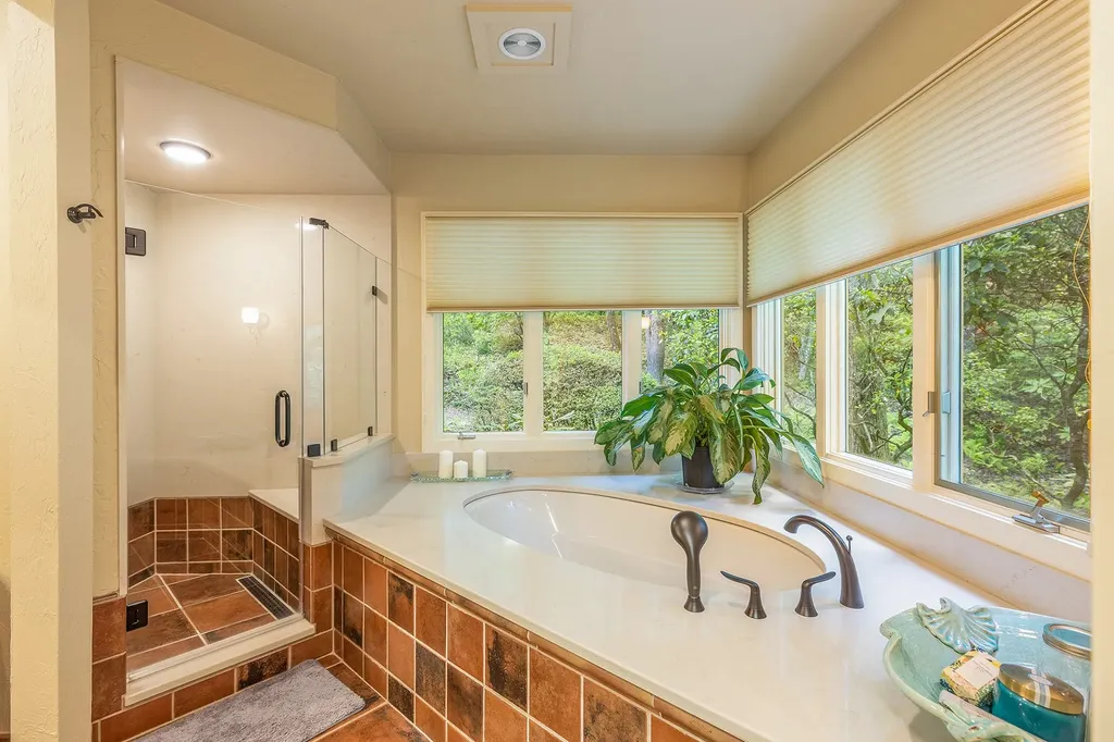 1213 Bull Pen Road Cashiers NC 28717