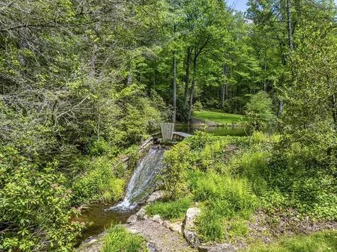 1213 Bull Pen Road Cashiers NC 28717