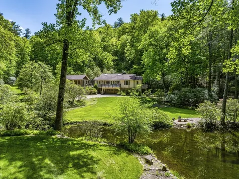 1213 Bull Pen Road Cashiers NC 28717