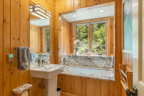 1213 Bull Pen Road Cashiers NC 28717