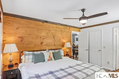 127 Short Road Cashiers NC 28717