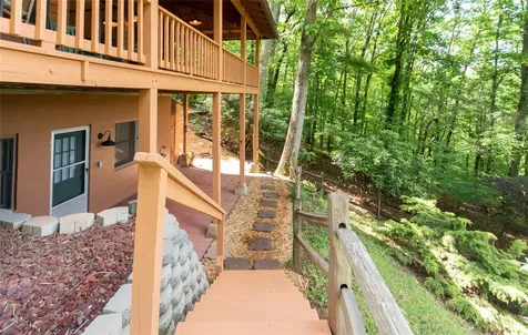 1424 Dowdle Mountain Road Franklin NC 28734