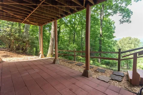1424 Dowdle Mountain Road Franklin NC 28734