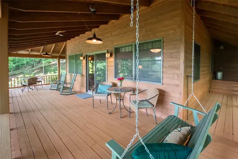 1424 Dowdle Mountain Road Franklin NC 28734
