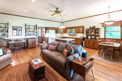 1424 Dowdle Mountain Road Franklin NC 28734