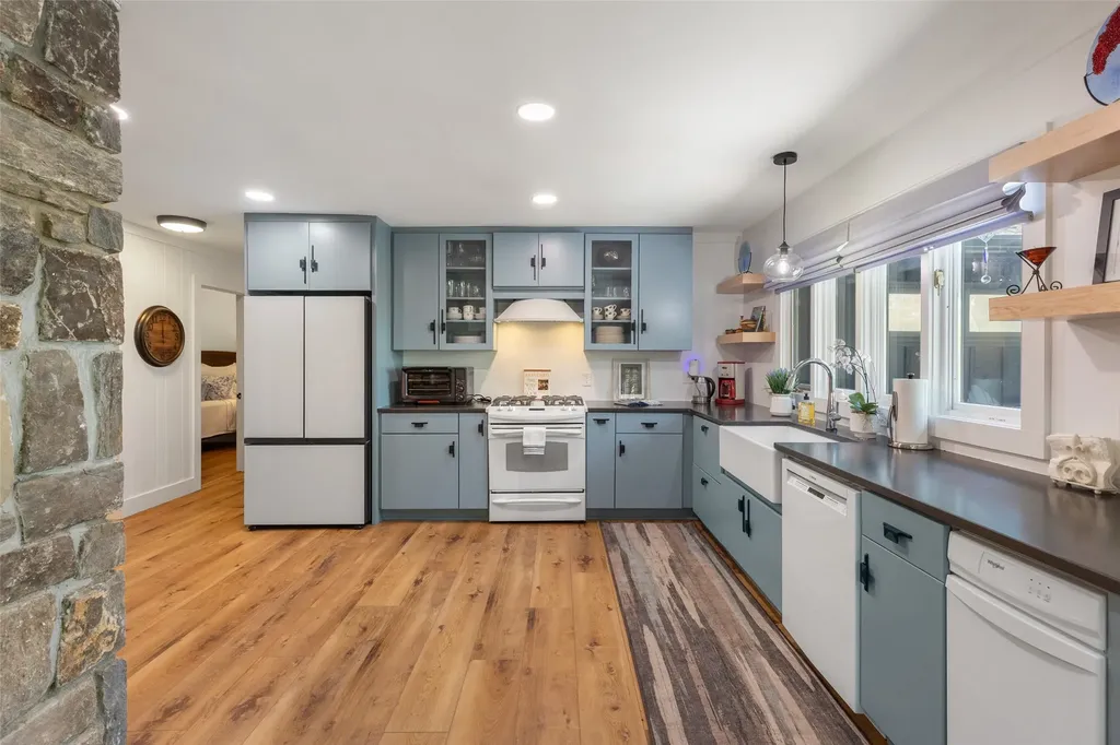 41 Fox Falls Lane Highlands NC 28741