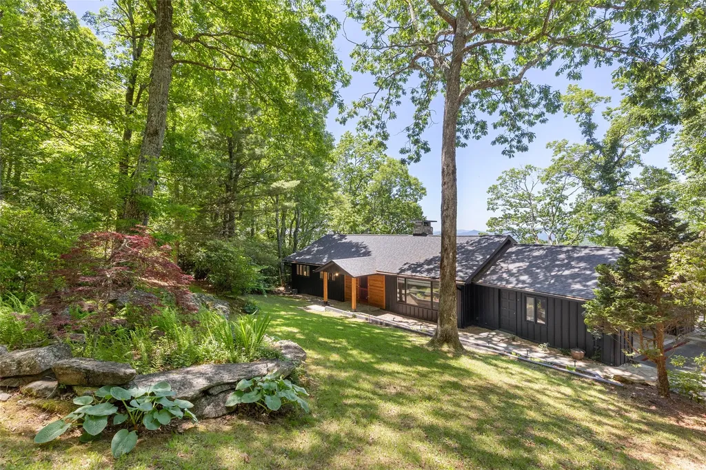 41 Fox Falls Lane Highlands NC 28741