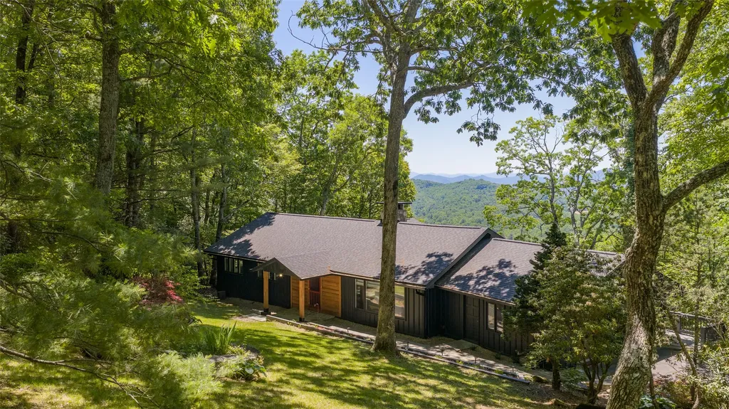 41 Fox Falls Lane Highlands NC 28741