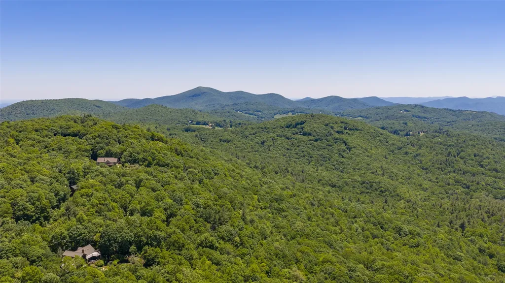 41 Fox Falls Lane Highlands NC 28741