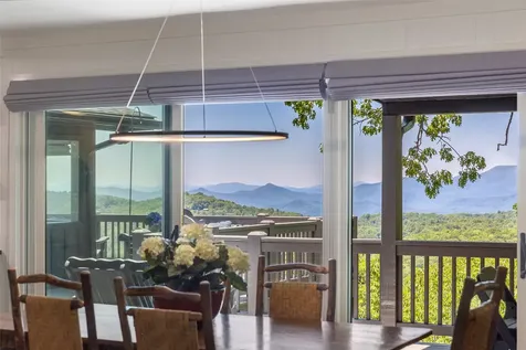 41 Fox Falls Lane Highlands NC 28741