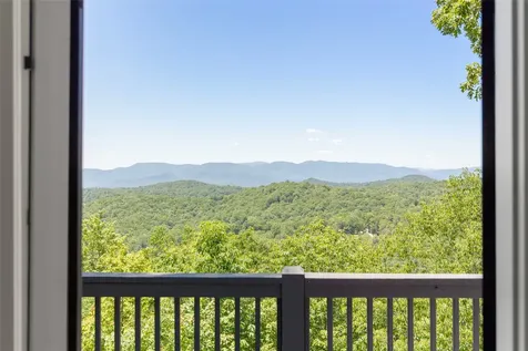 41 Fox Falls Lane Highlands NC 28741