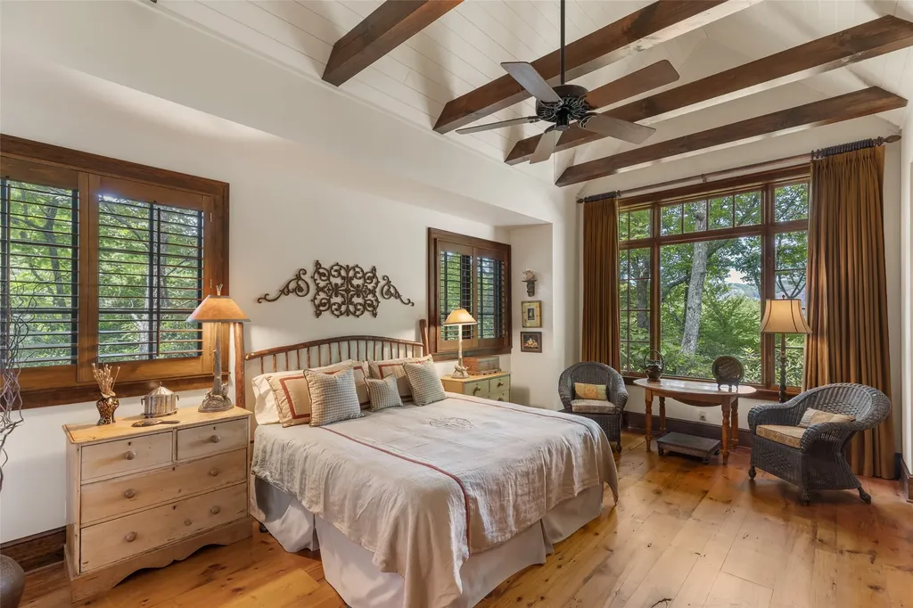 2141 Upper Divide Road Highlands NC 28741