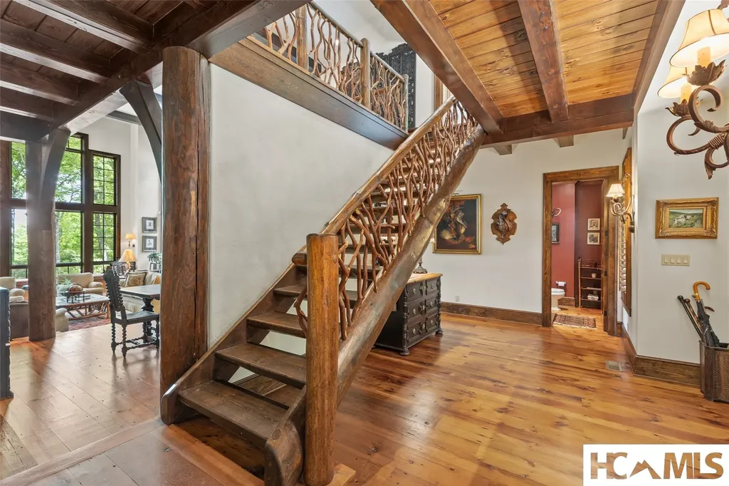 2141 Upper Divide Road Highlands NC 28741