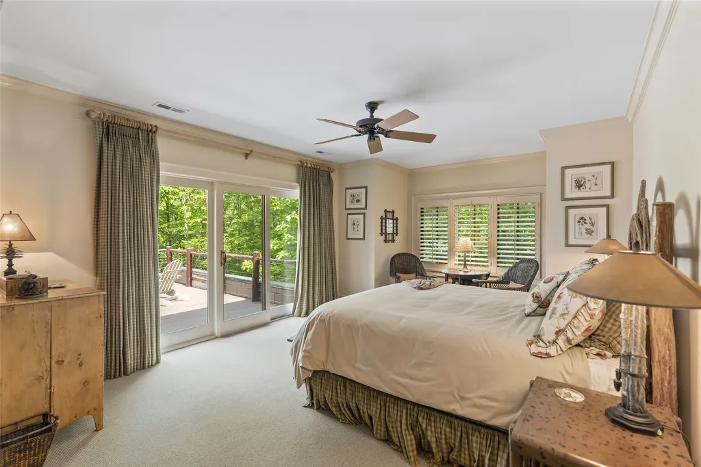 2141 Upper Divide Road Highlands NC 28741