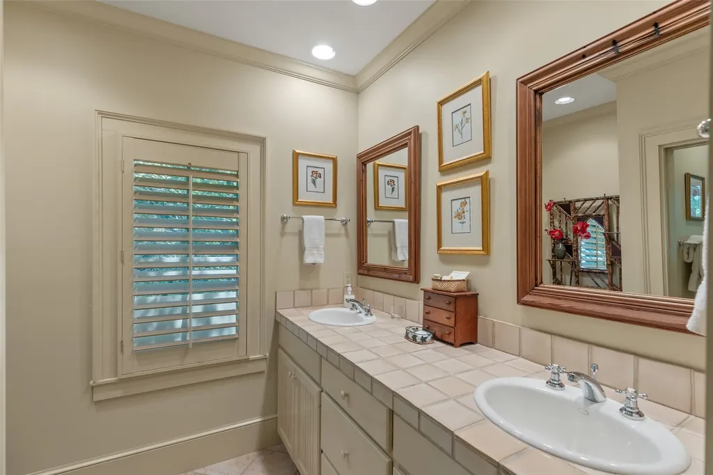 2141 Upper Divide Road Highlands NC 28741