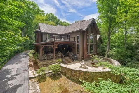 2141 Upper Divide Road Highlands NC 28741